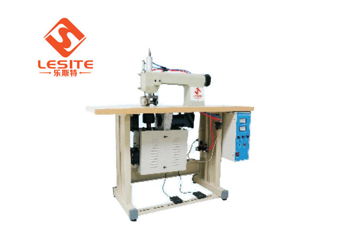 LESITE 6A Machine de fabrication de filtres à air étanches à la chaleur pour sacs à filtres